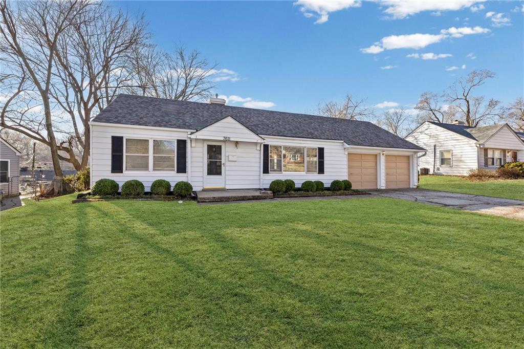 Listing Photo MLS #HMS2603916