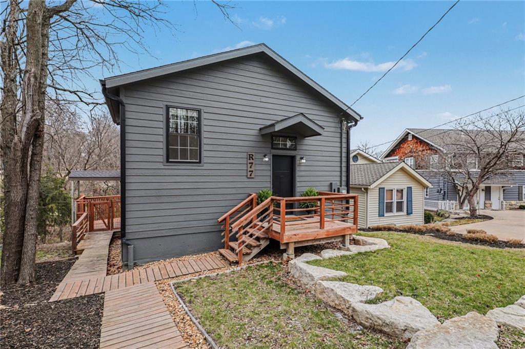 Listing Photo MLS #HMS2604593