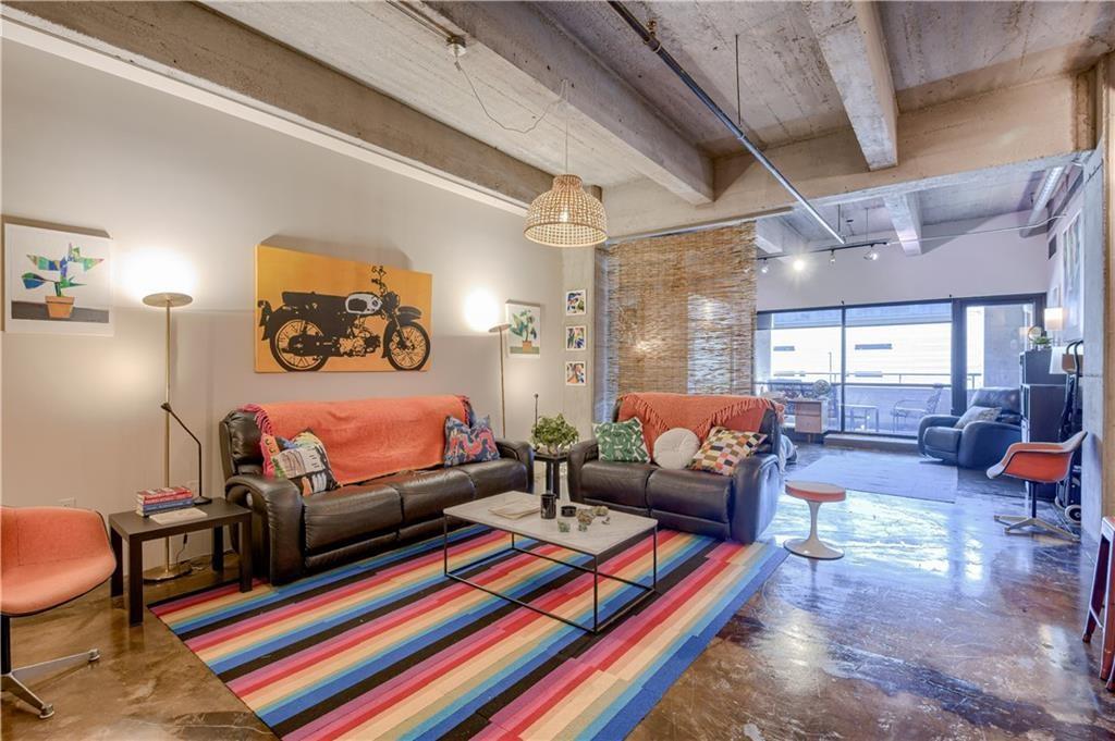 Listing Photo MLS #HMS2605365