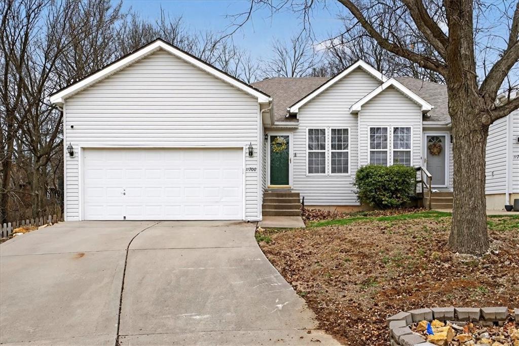 Listing Photo MLS #HMS2605460