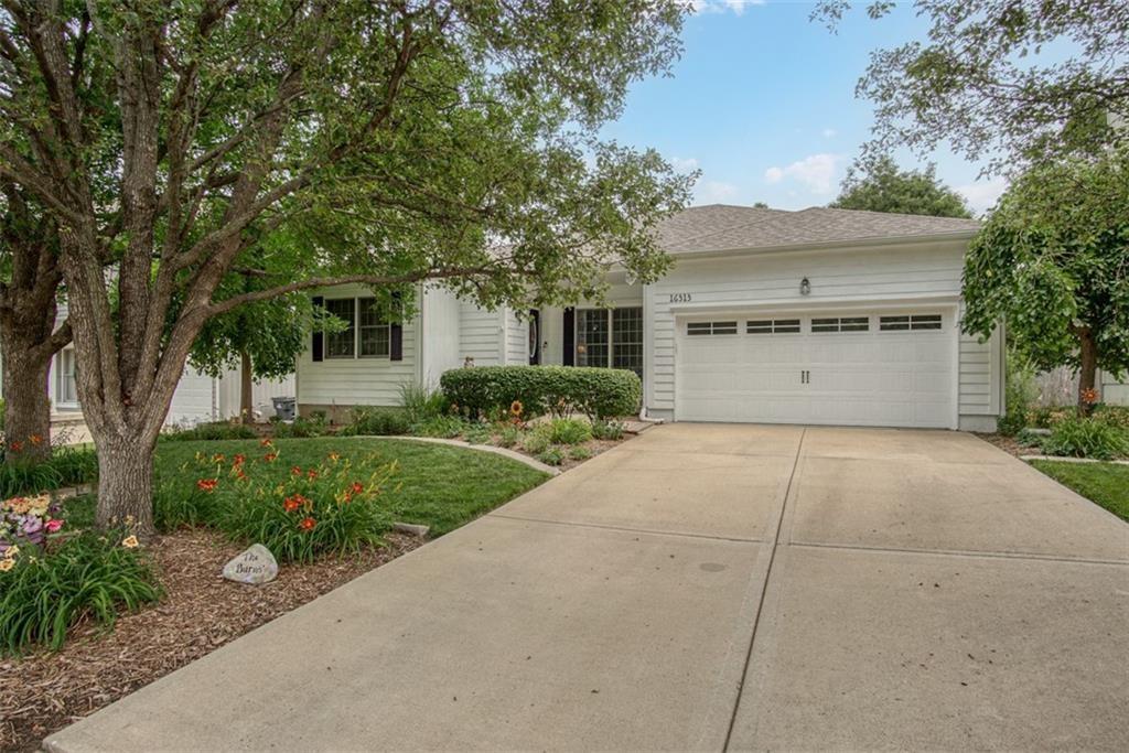 Listing Photo MLS #HMS2605628