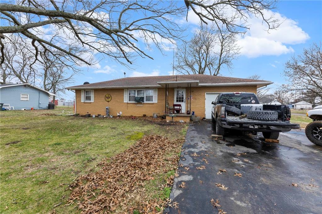 Listing Photo MLS #HMS2605822