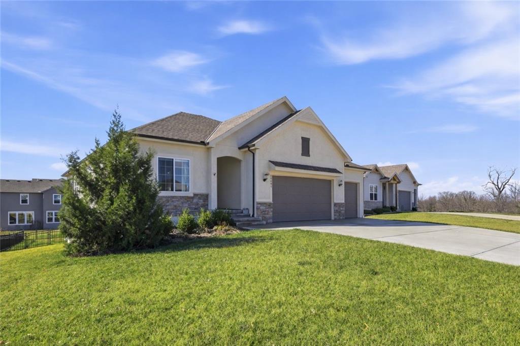 Listing Photo MLS #HMS2606370