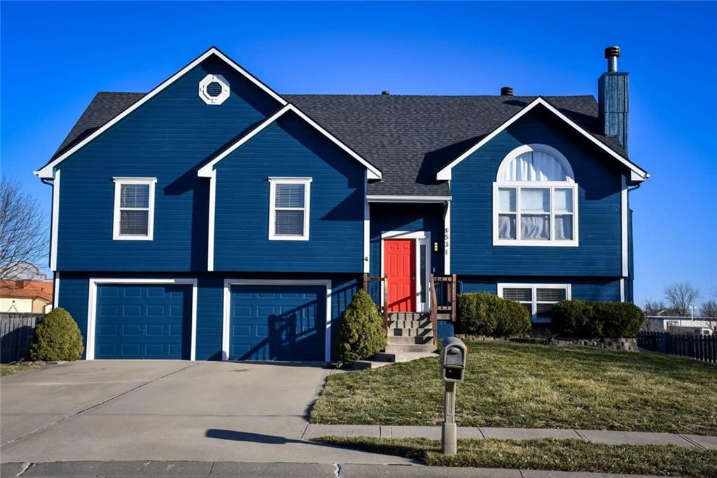 Listing Photo MLS #HMS2606538