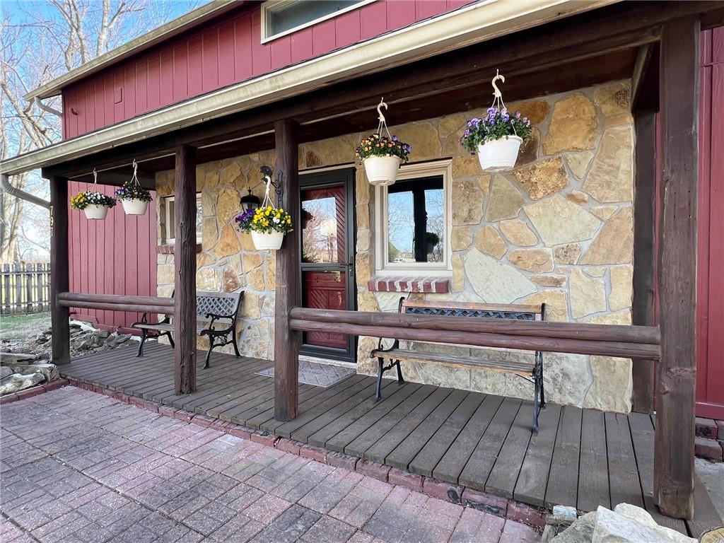 Listing Photo MLS #HMS2607482