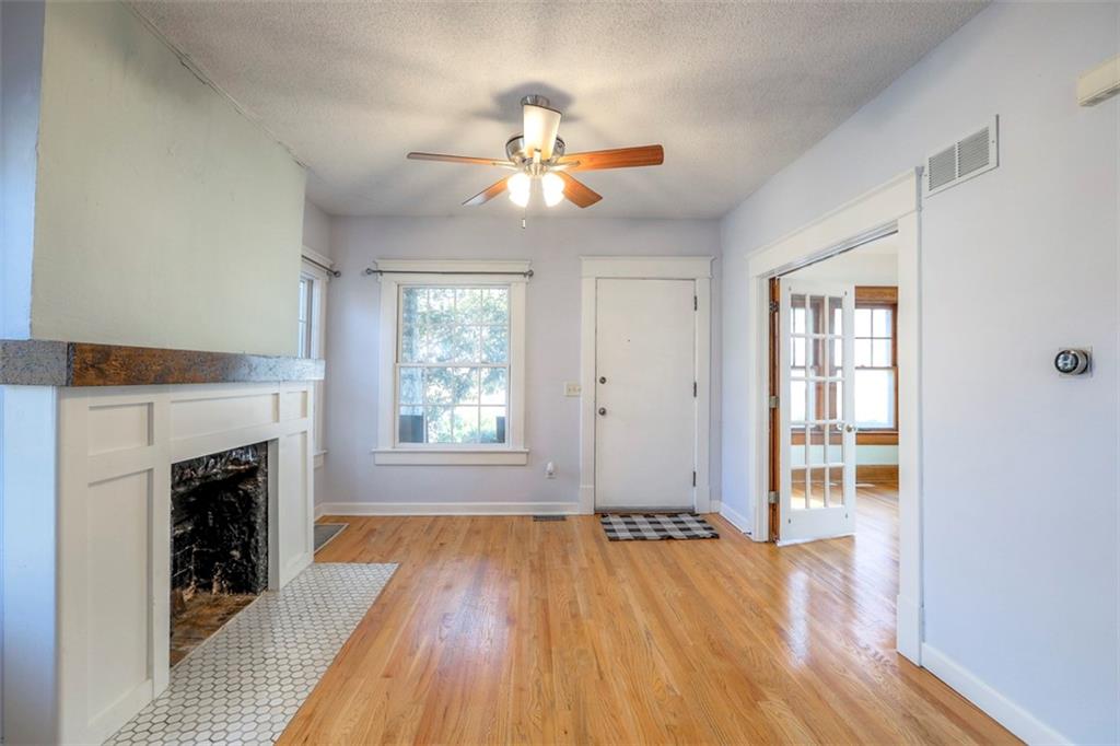 Listing Photo MLS #HMS2607899