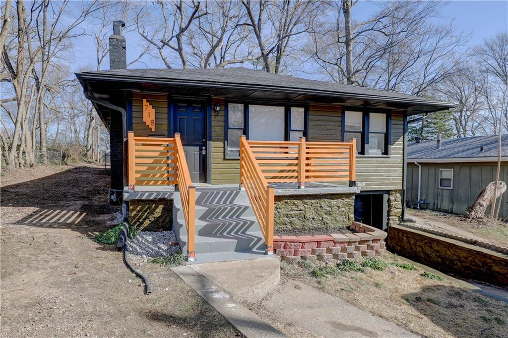 Listing Photo MLS #HMS2607936