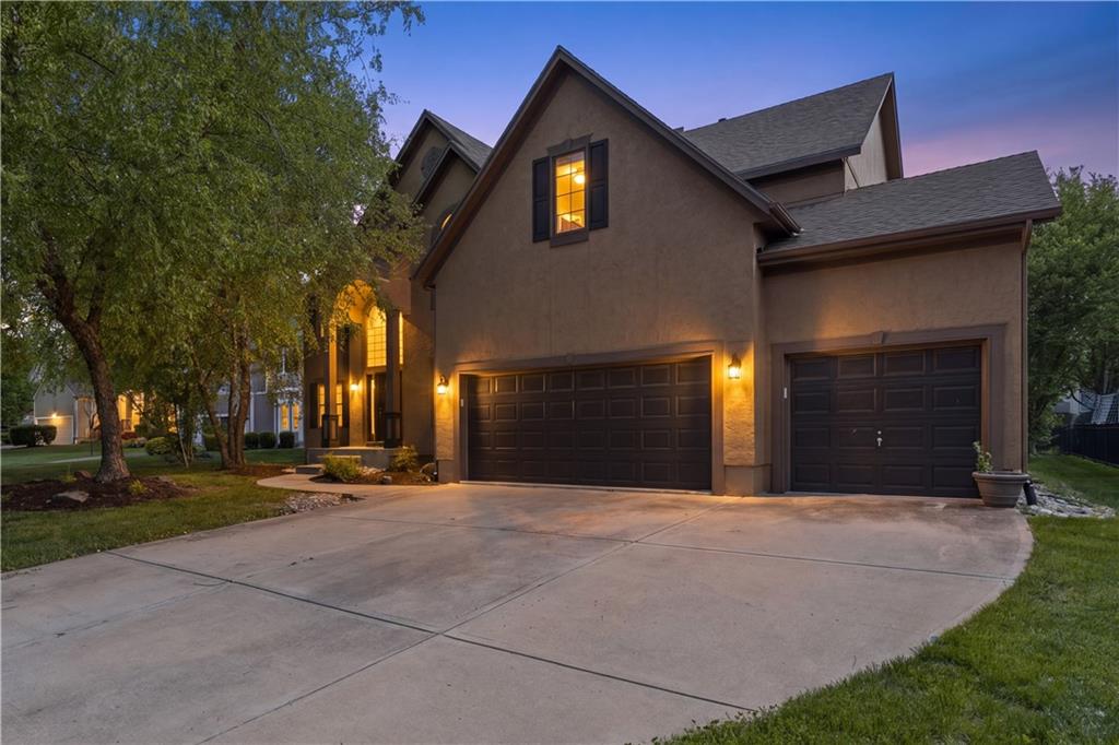 Listing Photo MLS #HMS2608009