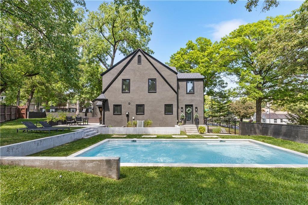 Listing Photo MLS #HMS2608567