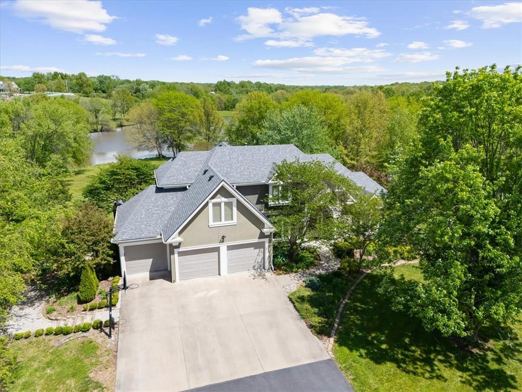Listing Photo MLS #HMS2608907