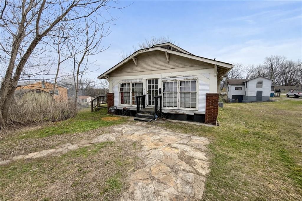 Listing Photo MLS #HMS2609043