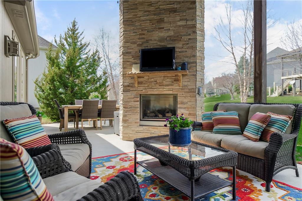 Listing Photo MLS #HMS2609115