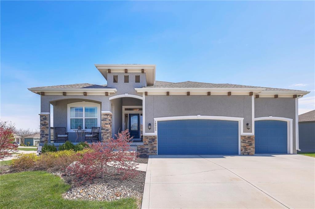 Listing Photo MLS #HMS2609134