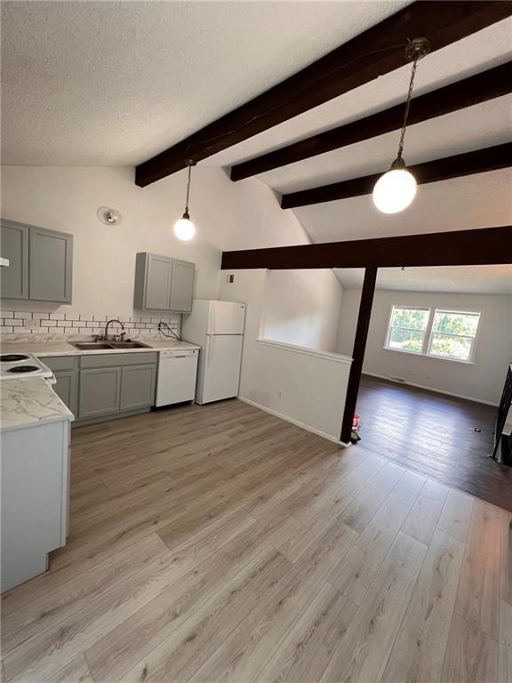 Listing Photo MLS #HMS2609243