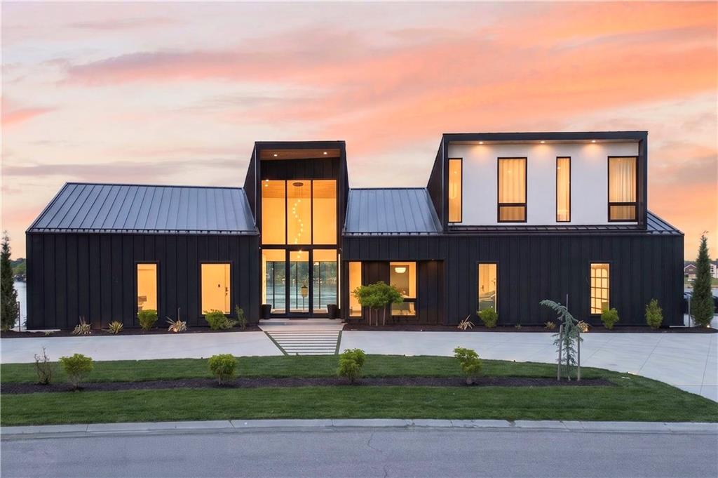 Listing Photo MLS #HMS2609530