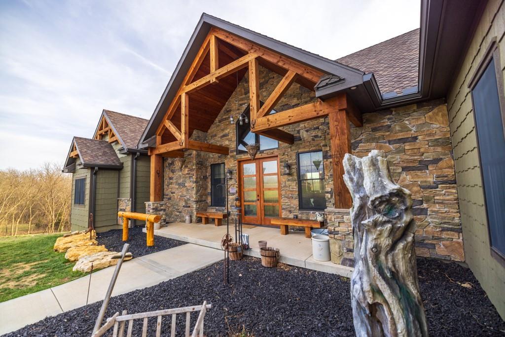 Listing Photo MLS #HMS2610512