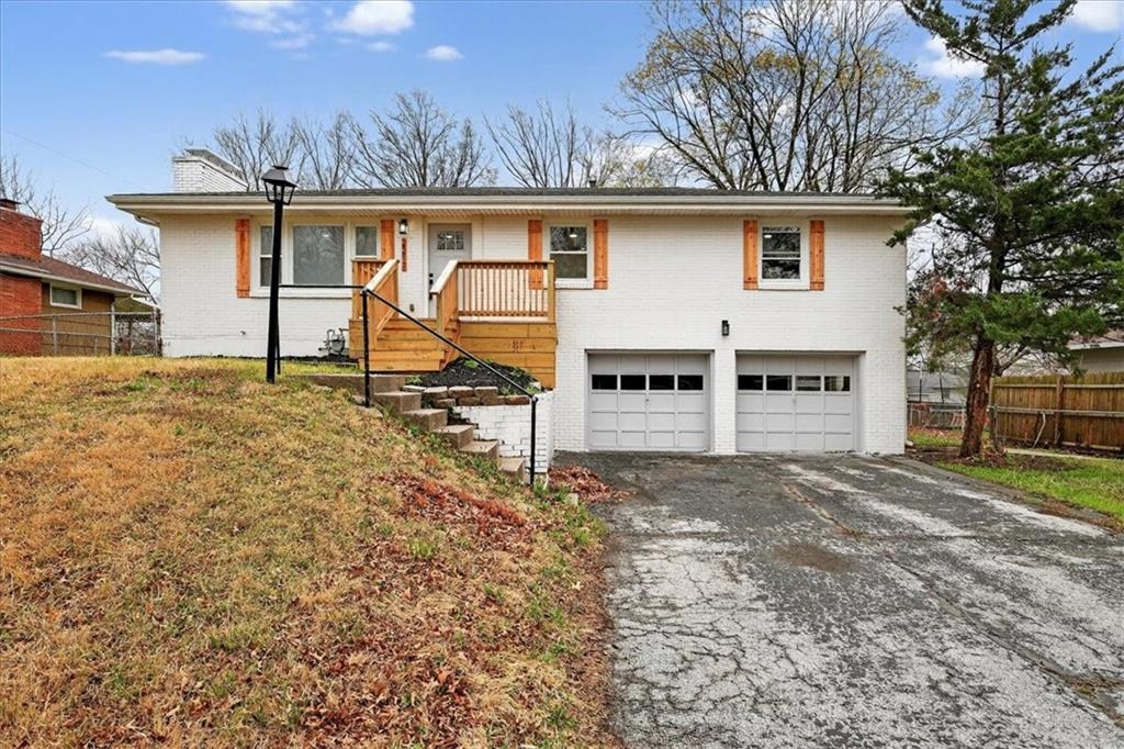 Listing Photo MLS #HMS2611837