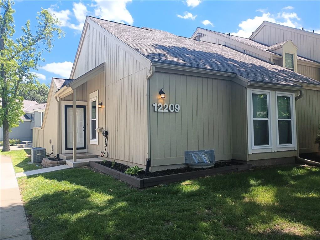 Listing Photo MLS #HMS2612395