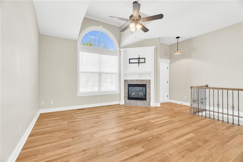 Listing Photo MLS #HMS2612425