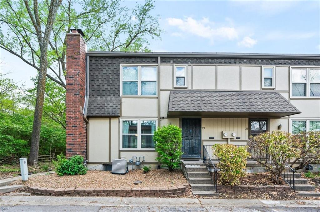 Listing Photo MLS #HMS2612846