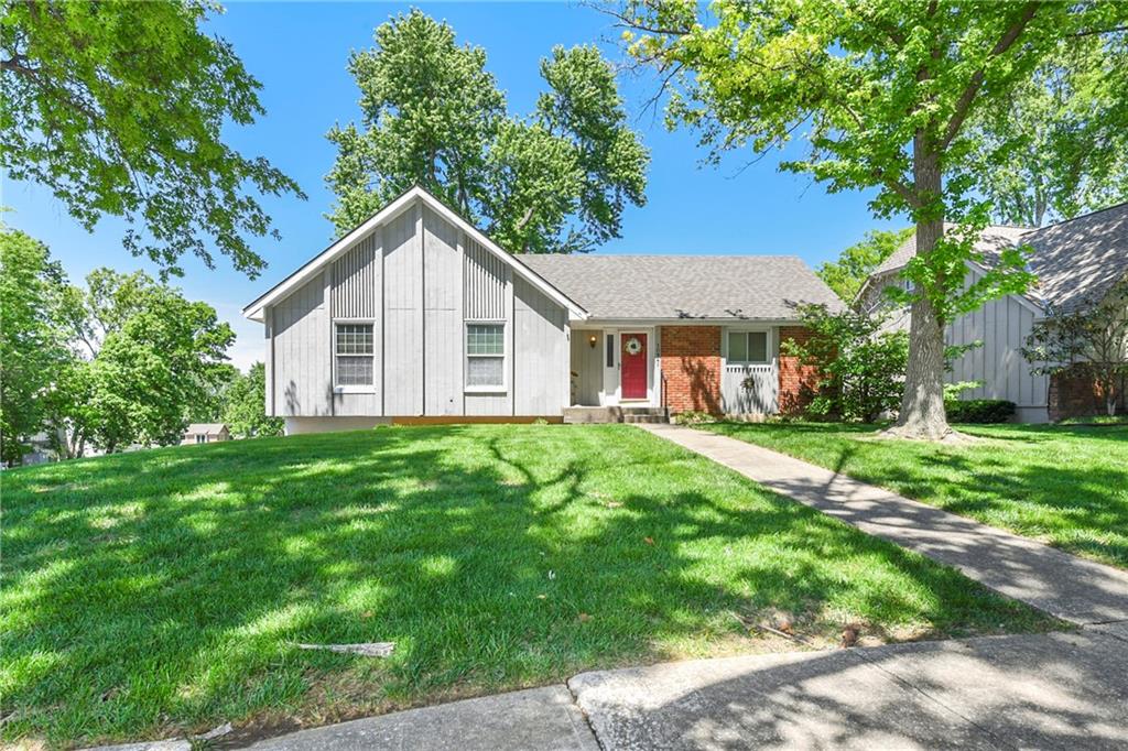 Listing Photo MLS #HMS2612949