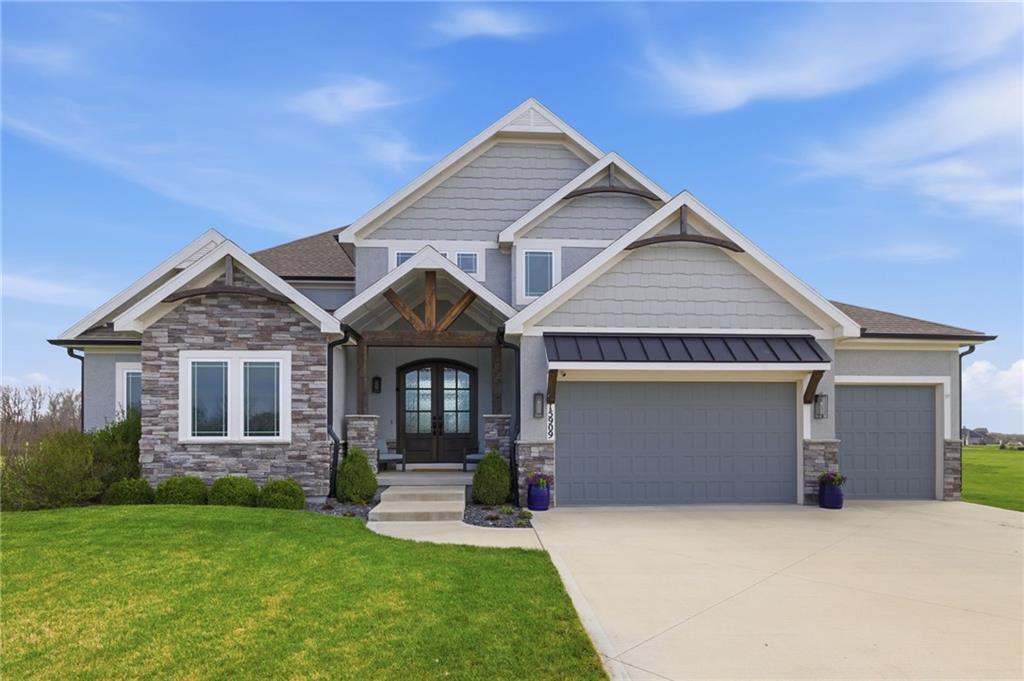 Listing Photo MLS #HMS2613070