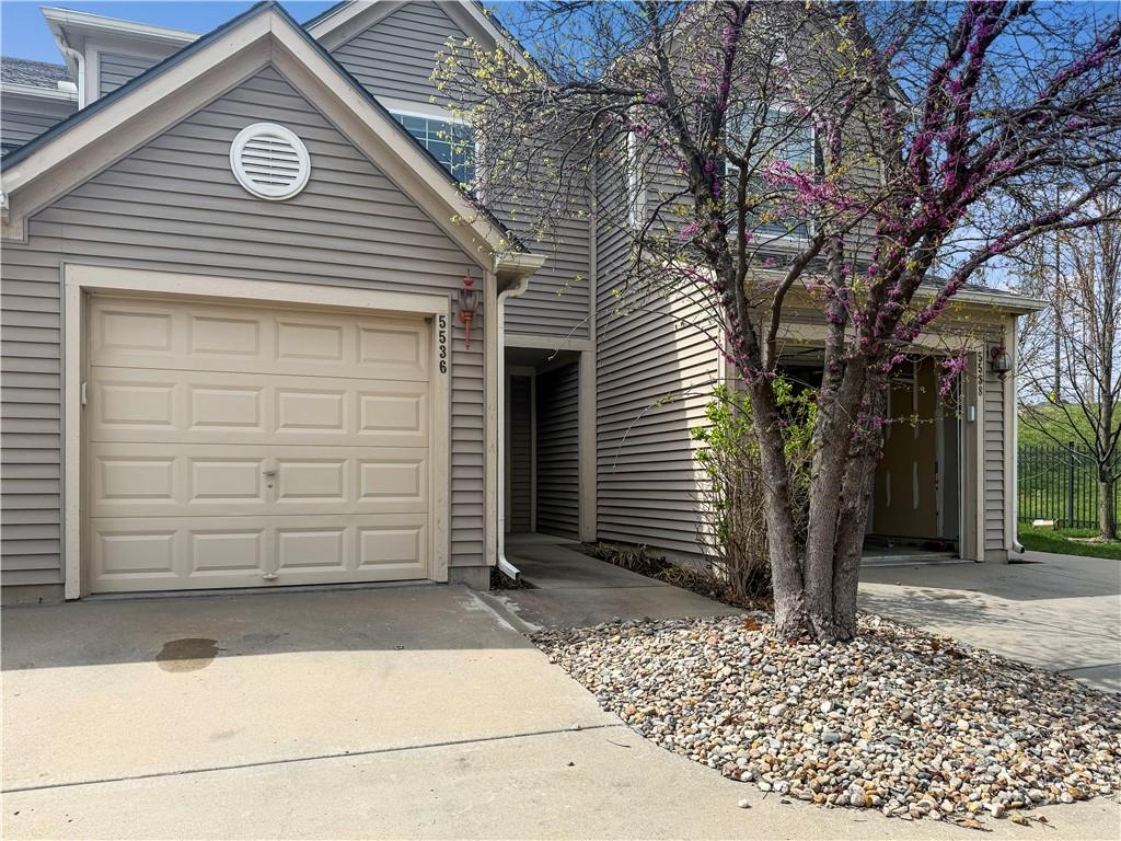 Listing Photo MLS #HMS2613348