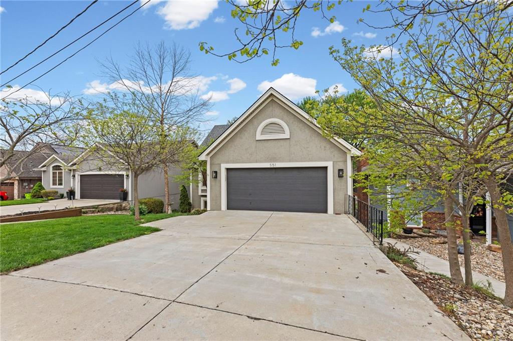 Listing Photo MLS #HMS2613456