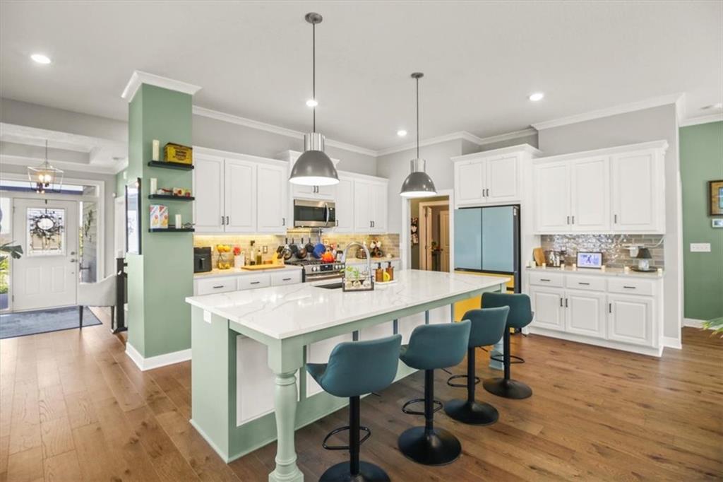 Listing Photo MLS #HMS2613461