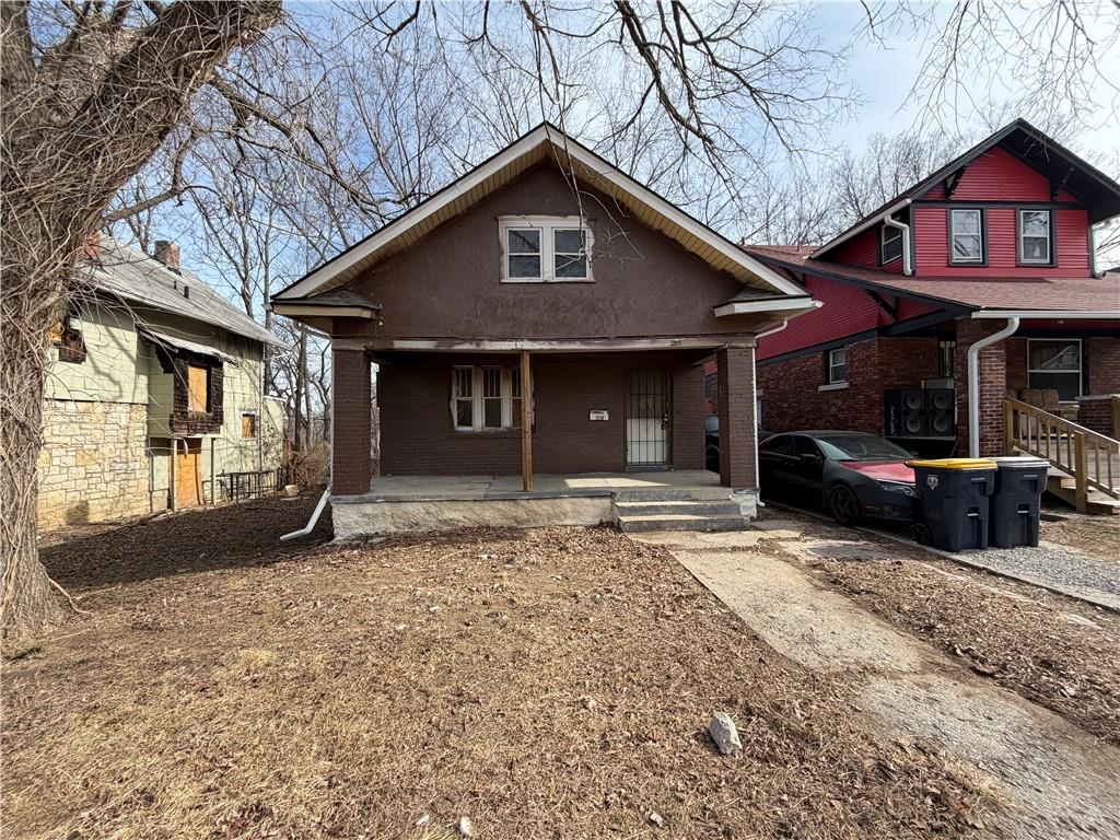 Listing Photo MLS #HMS2613624