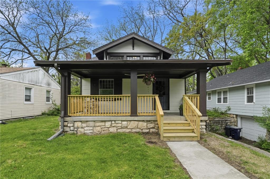 Listing Photo MLS #HMS2614523