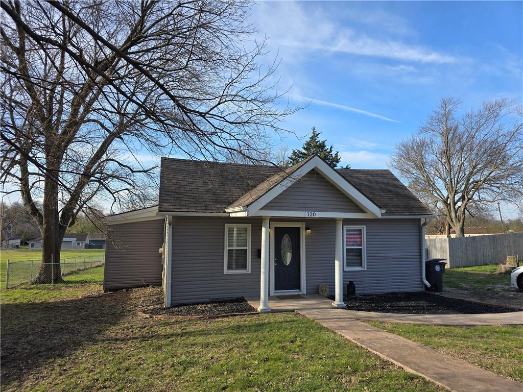 Listing Photo MLS #HMS2614690