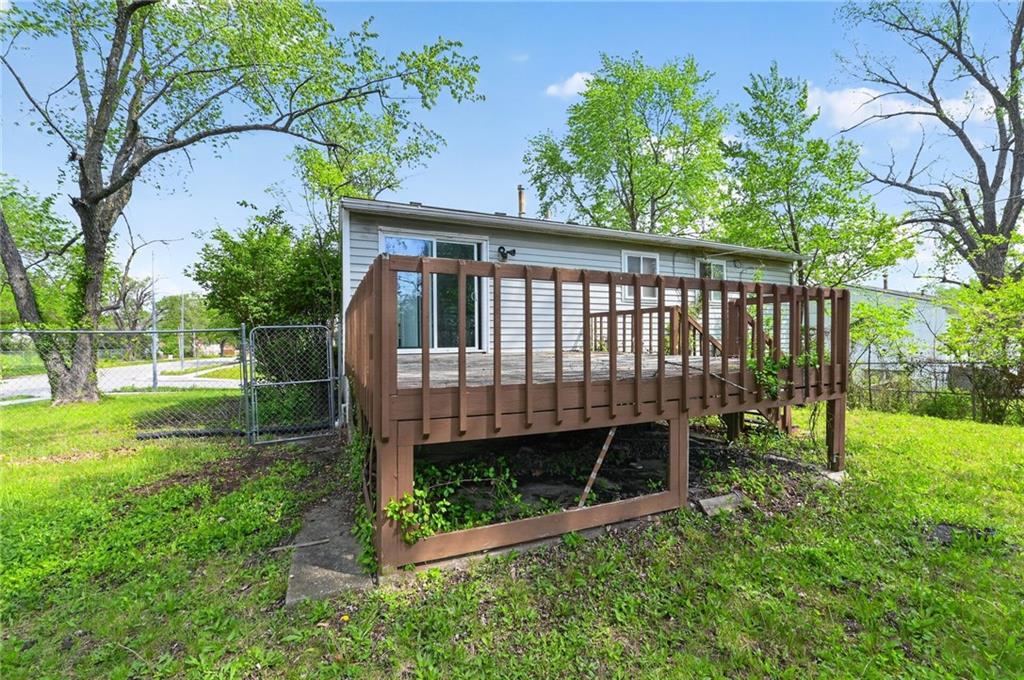 Listing Photo MLS #HMS2614718