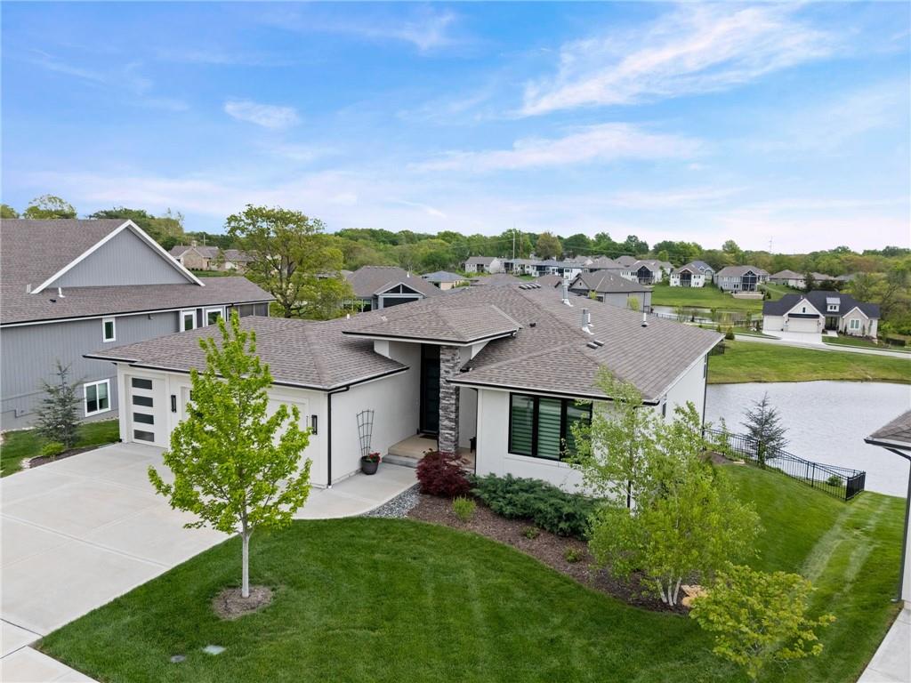 Listing Photo MLS #HMS2615052