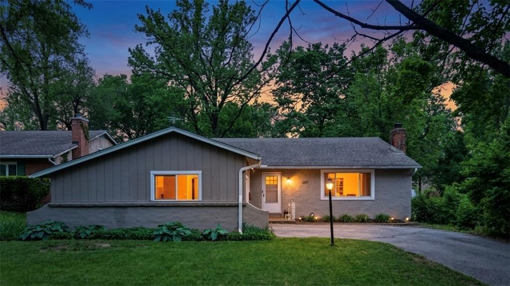 Listing Photo MLS #HMS2615397