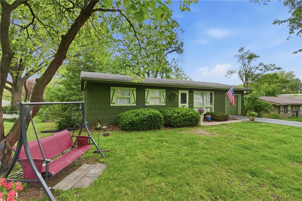 Listing Photo MLS #HMS2615415