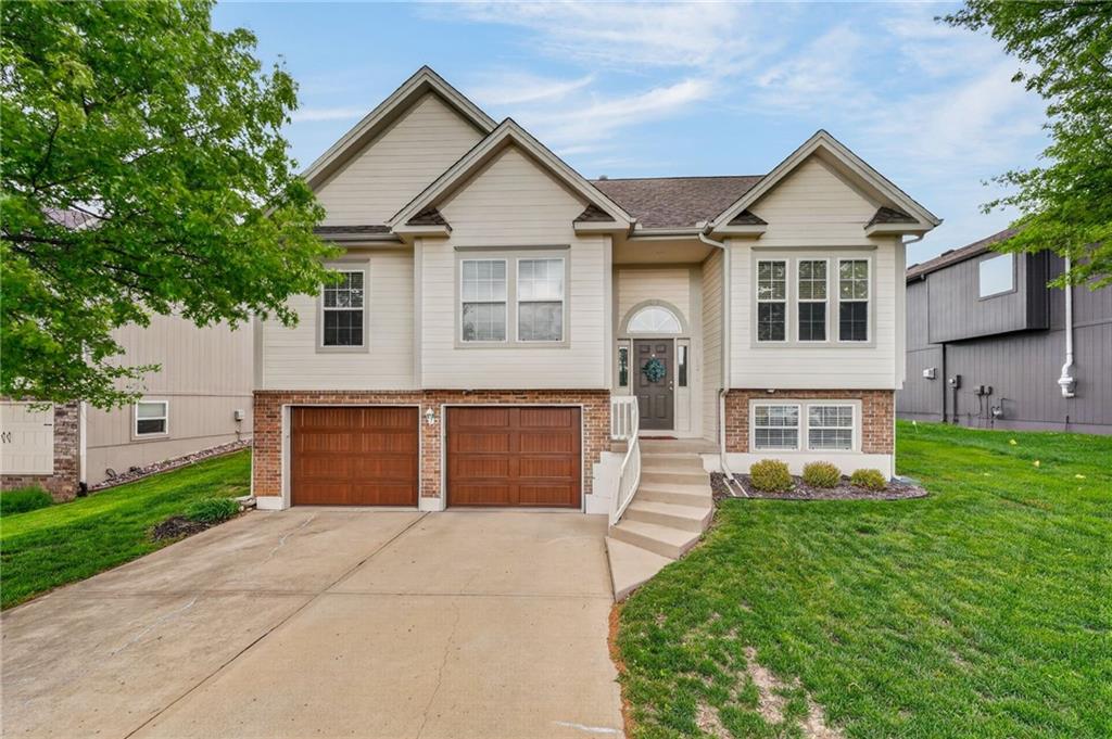Listing Photo MLS #HMS2615450