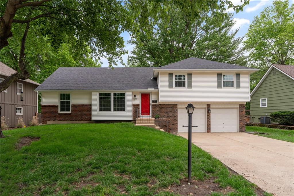 Listing Photo MLS #HMS2615647