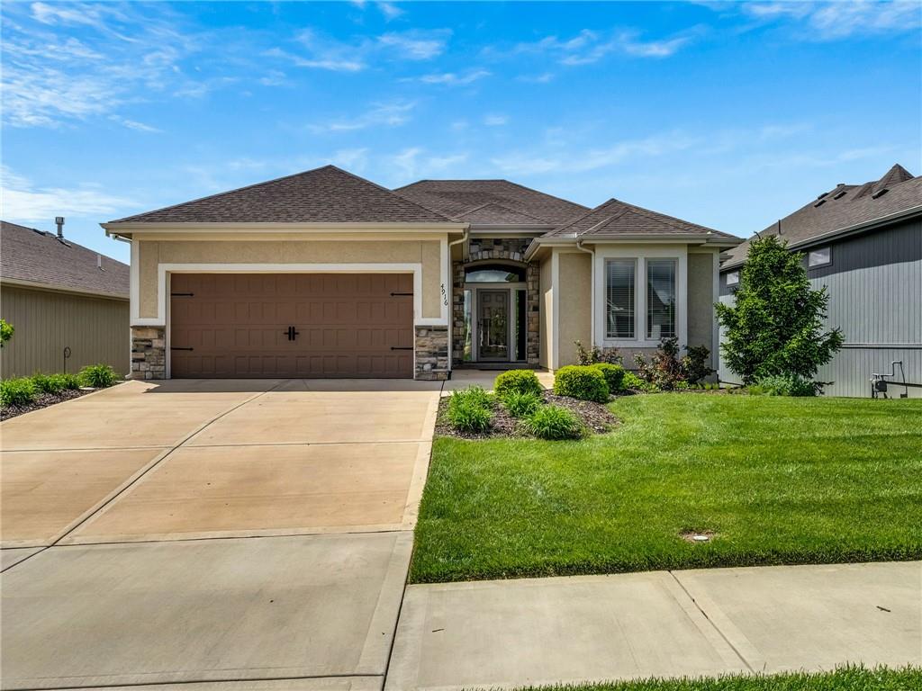 Listing Photo MLS #HMS2615770