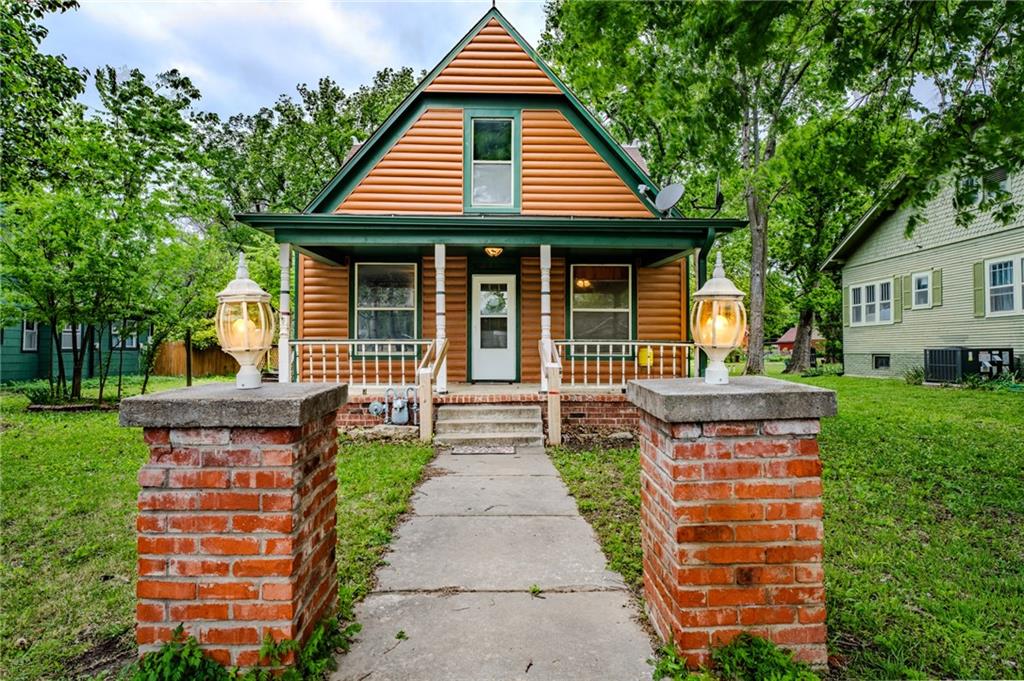 Listing Photo MLS #HMS2615774