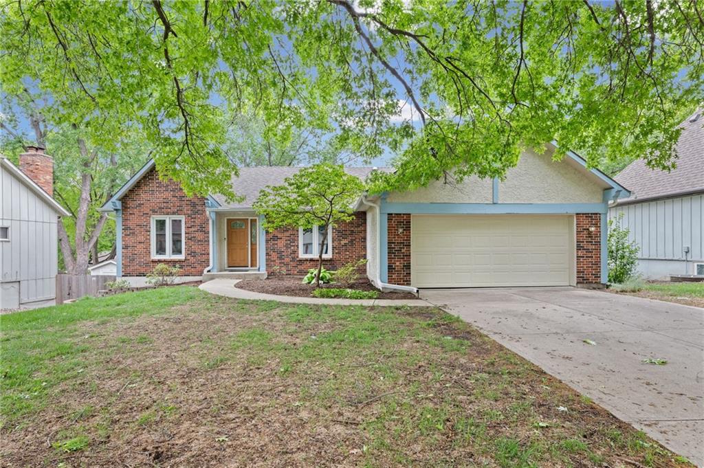 Listing Photo MLS #HMS2615780
