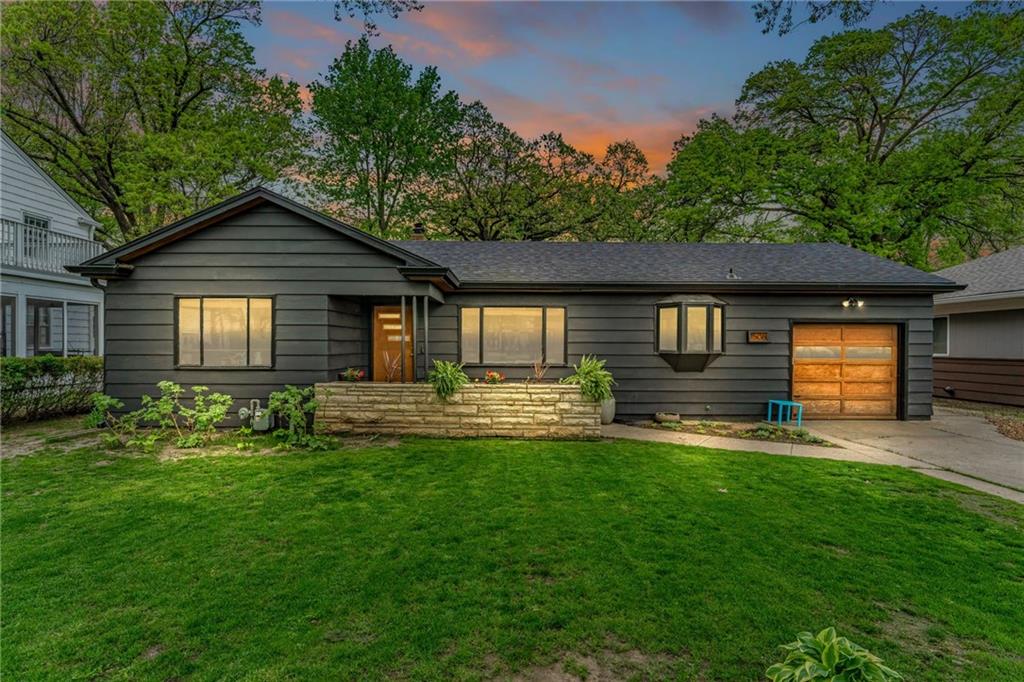 Listing Photo MLS #HMS2616033