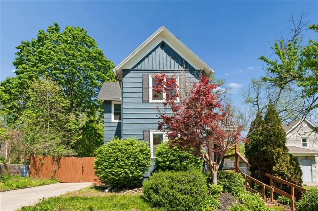 Listing Photo MLS #HMS2616359