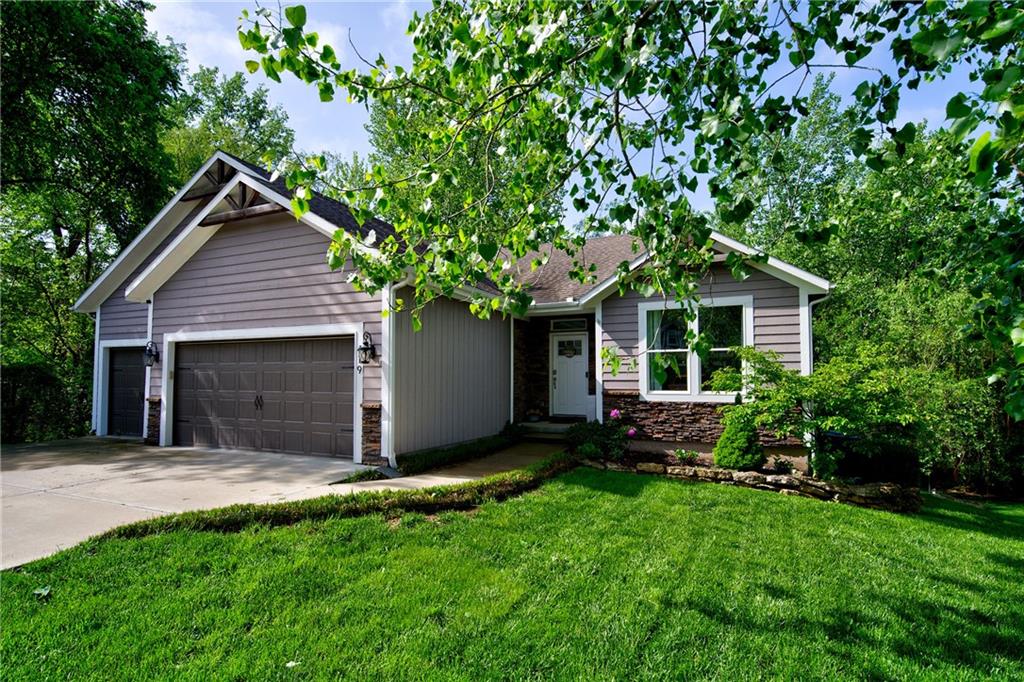 Listing Photo MLS #HMS2616491