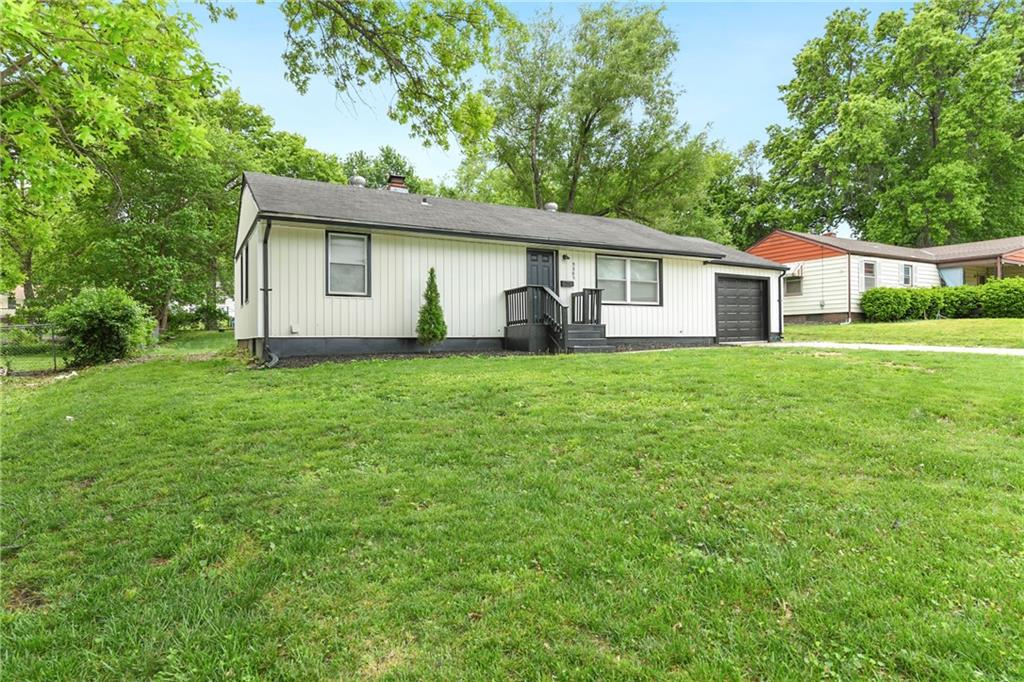 Listing Photo MLS #HMS2617147