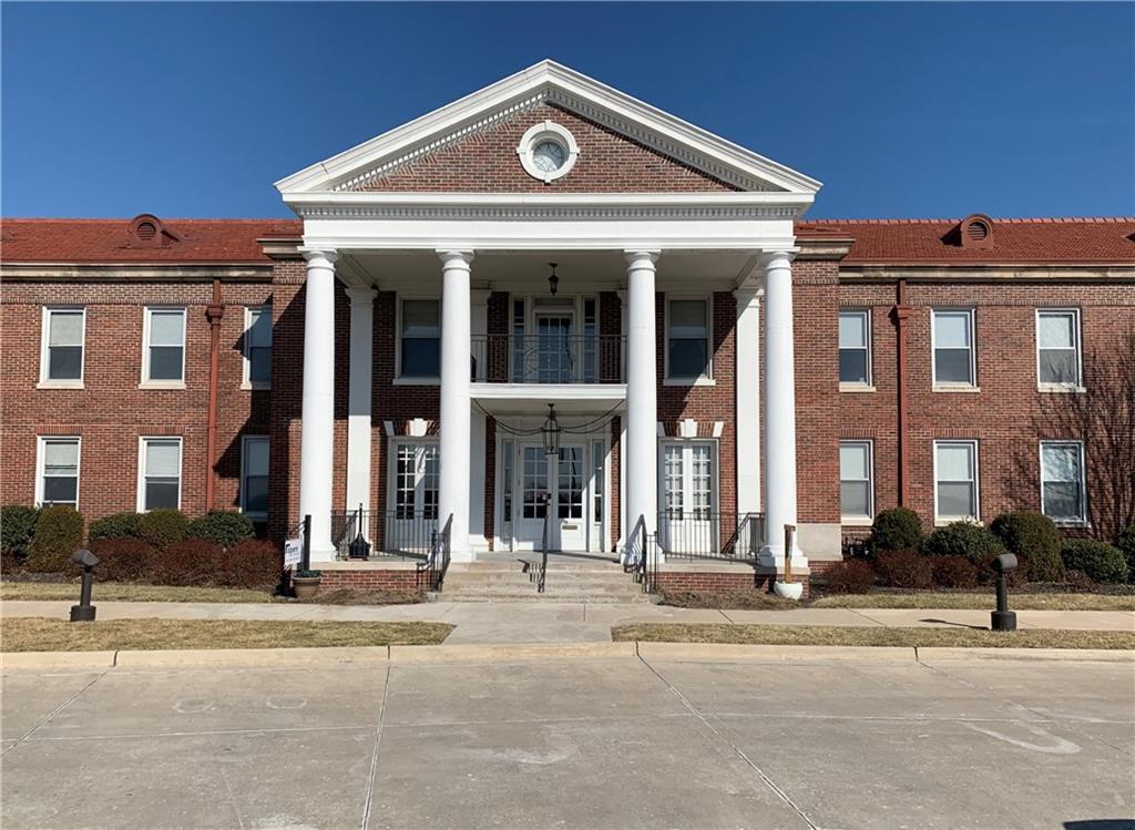 Listing Photo MLS #HMS2617508