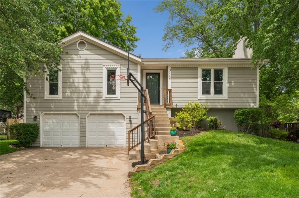Listing Photo MLS #HMS2617516