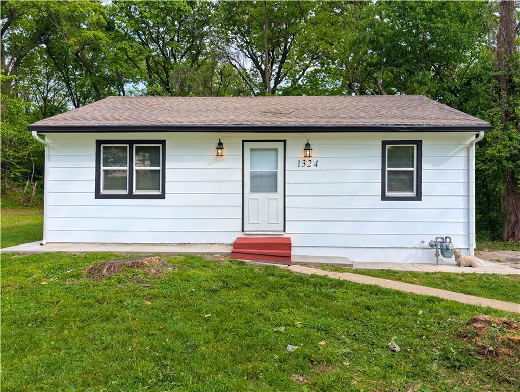 Listing Photo MLS #HMS2617517