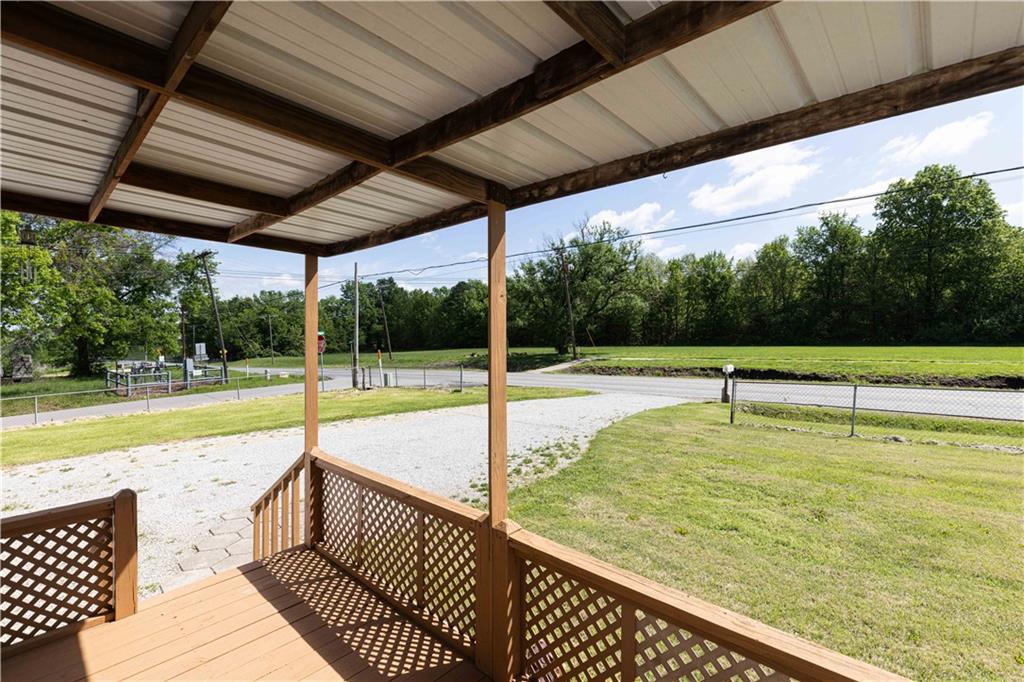 Listing Photo MLS #HMS2617644