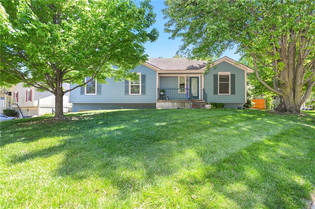 Listing Photo MLS #HMS2617819
